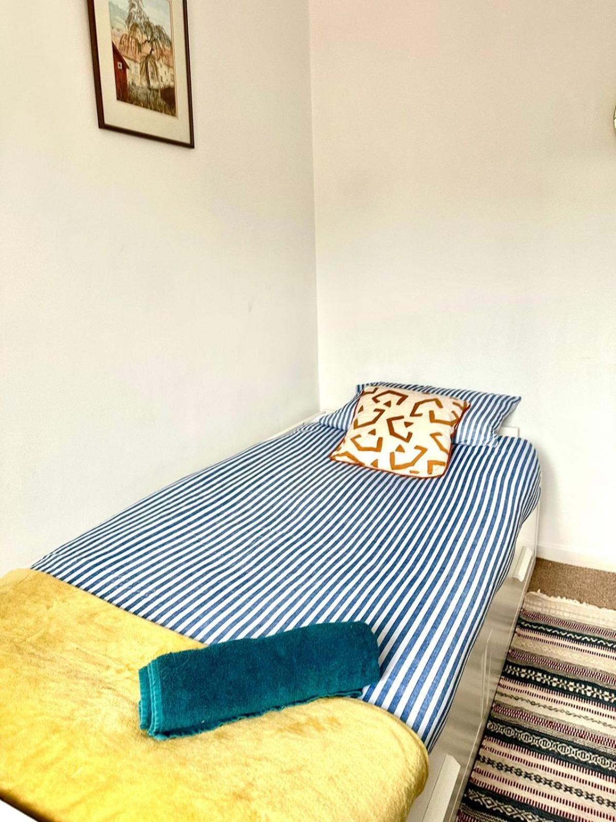 Home From Home Sleeps Seven Hastings Esterno foto